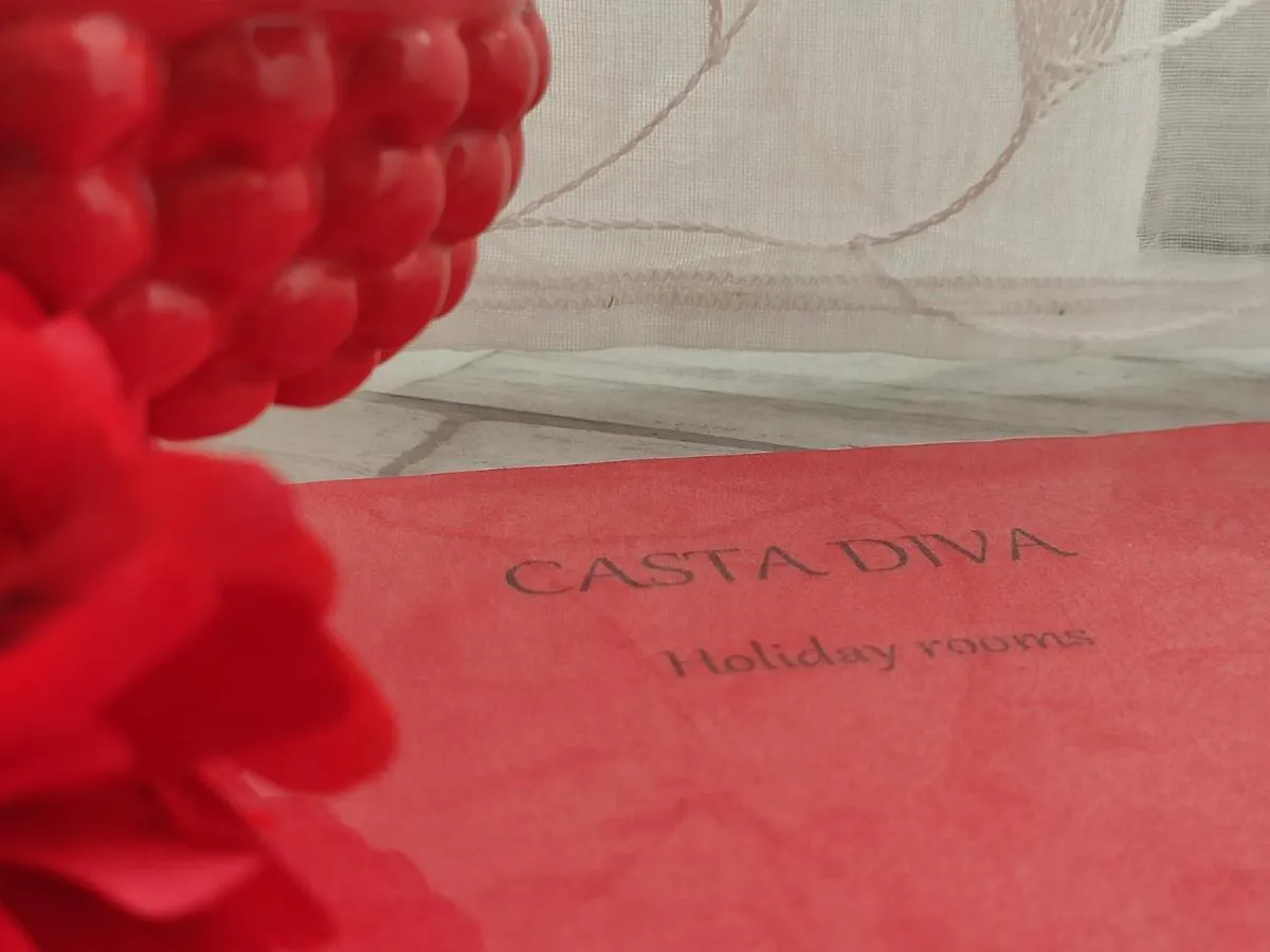 Casta Diva Holiday Rooms カターニア